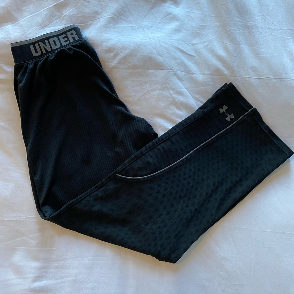 Men’s Under Armour black sweatpants